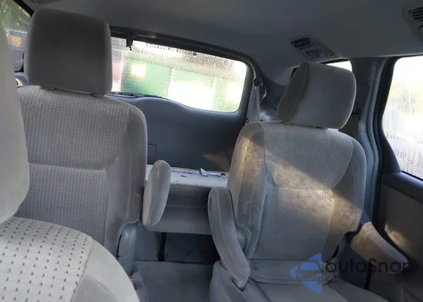 2010 Toyota Sienna Le из США, поврежденный, VIN 5TDKK4CC4AS296784